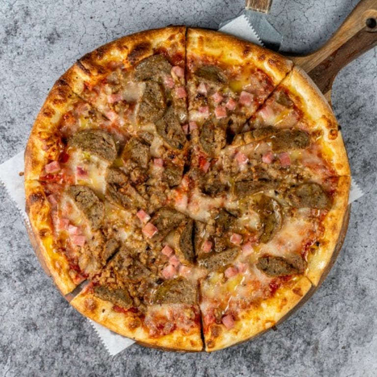 Delicious Pizza Options at Our Restaurant