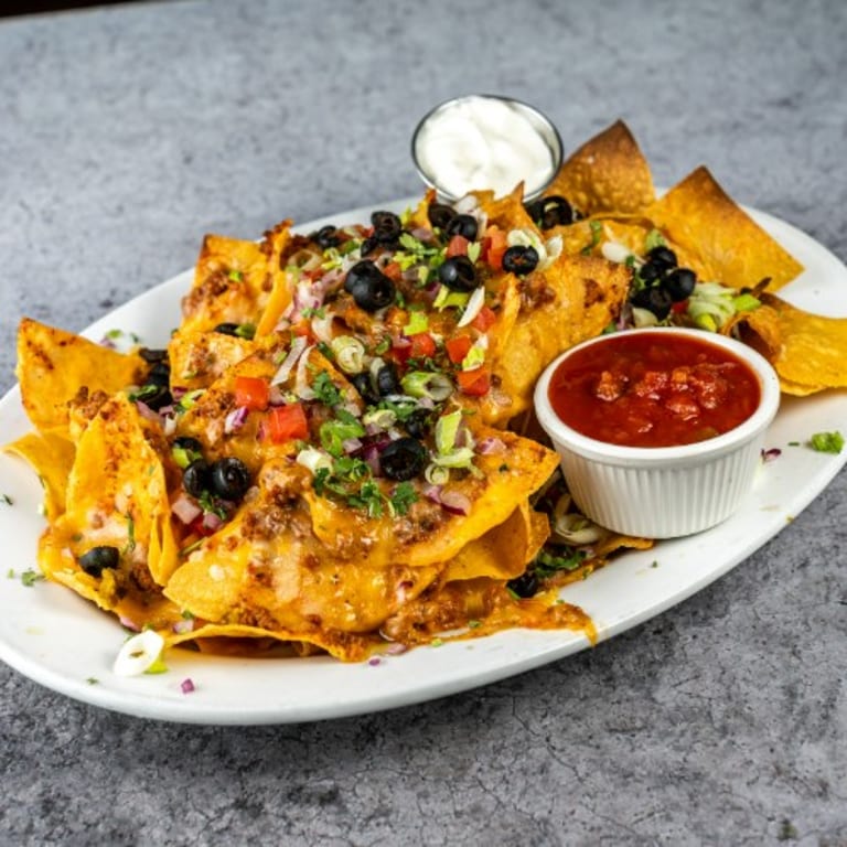 Loaded Nachos: A Crowd-Pleasing Appetizer