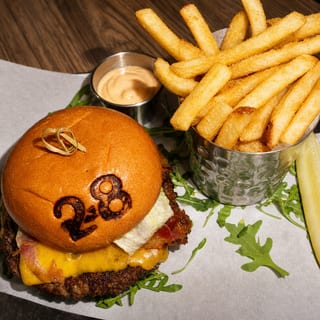 Barrel 28 Burger
